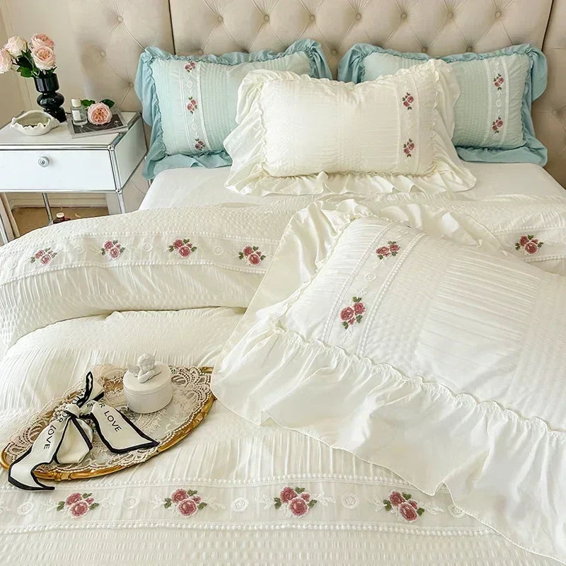 French Embroidered Lace Bubble Gauze Bedding Set Pink Elegant Princess Style Queen Duvet Cover Set Ruffled Comforter Cover Sets