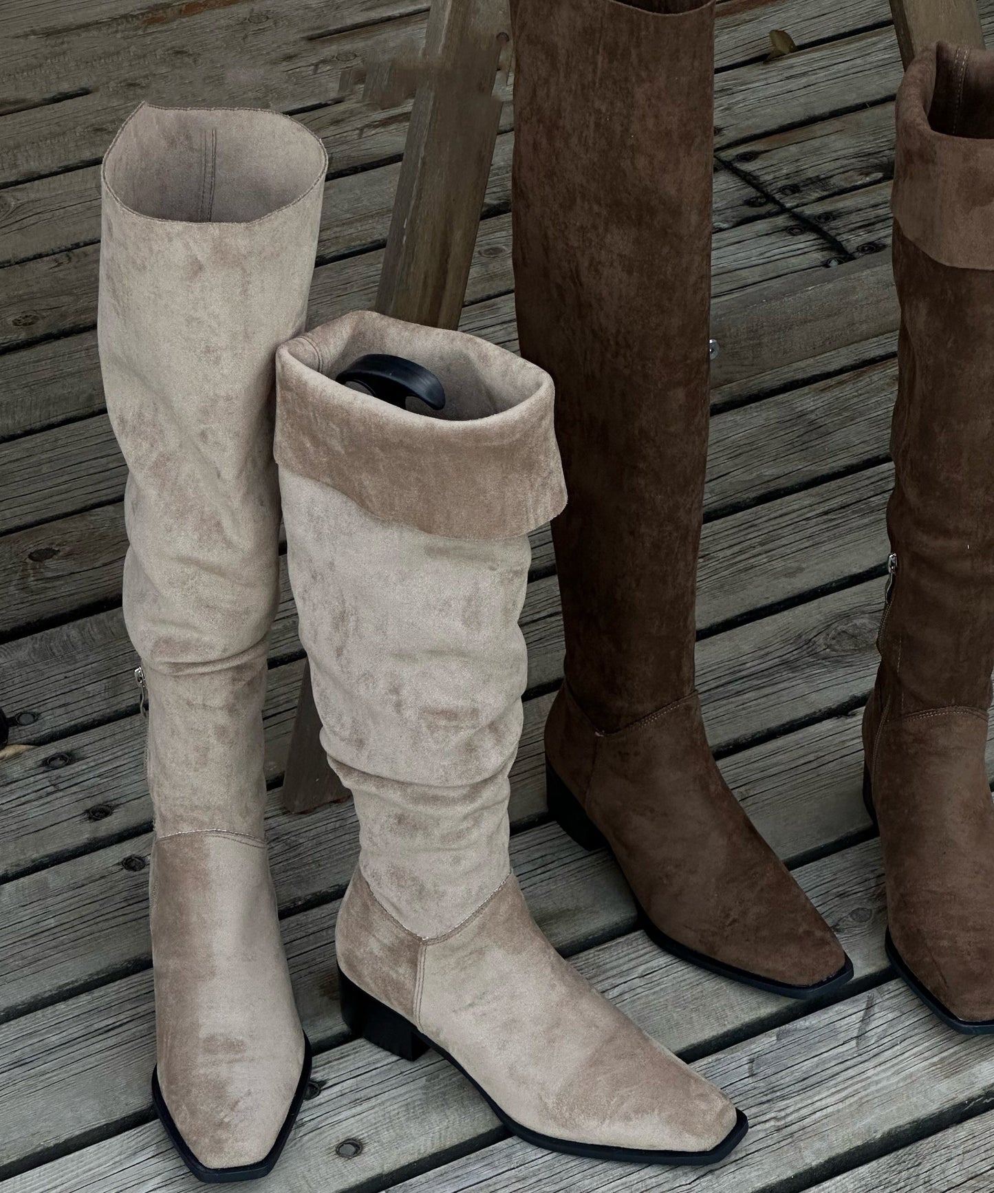 Chic Zippered Splicing Chunky Boots Beige Suede